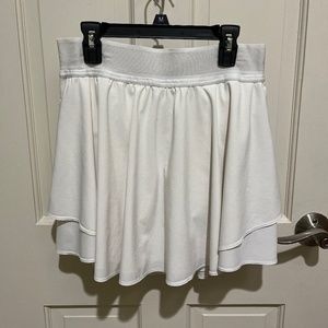 Lululemon Court Rival High-Rise Skirt White size 8